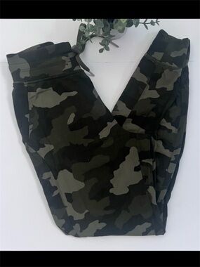 Lululemon Ready To Rulu Joggers Green Camo Size 4